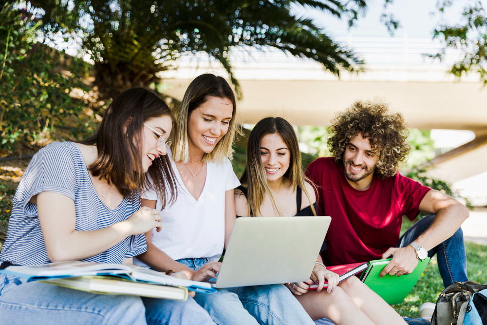 estudiar y trabajar en España